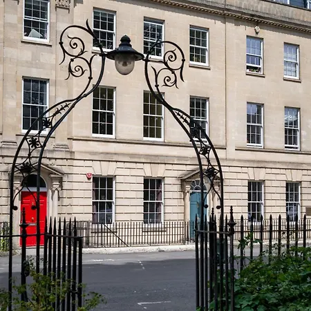 Wonderful Flat Sleeps 4 Near To Centre And Venues *